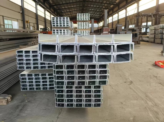 उच्च संक्षारण प्रतिरोध के साथ गर्म डुबकी जस्ती Q235B सी आकार का स्टील हल्के औद्योगिक फ्रेमिंग संरचनाओं के लिए आदर्श