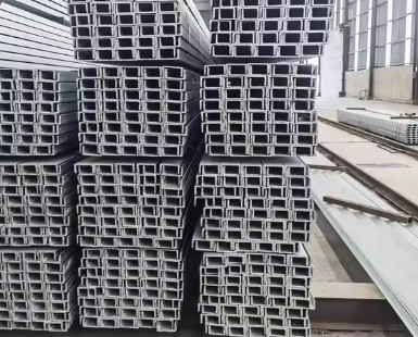 ओईएम ड्रिलिंग जस्ती सी सेक्शन के साथ गर्म डुबकी जस्ती लंबाई 900mm-18000mm